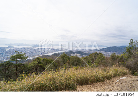 宗箇山（三滝山）の山頂から見た景色（広島アルプス） 137191954
