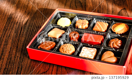 甘い香りがするチョコレート 137195929