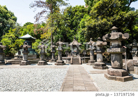 The Mausoleum of Tokugawa Shoguns at the Zojo-ji in Minato, Tokyo, Japan. The graves of the six Tokugawa shoguns are joined with those of other family members. 137197156