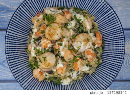 RECIPE FOR PASTOSOTTO ORZO PASTA WITH SPINACH, MUSHROOMS, SCALLOPS, AND SHRIMP RECIPE FOR PASTOSOTTO ORZO PASTA WITH SPINACH, MUSHROOMS, SCALLOPS, AND SHRIMP 137198342