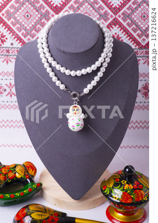 Set of wood painted cupola tower toy, orthodox towers toy, mausoleum toy, souvenir russian style isolated on white background. 137216624