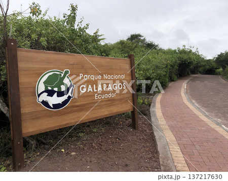 《ガラパゴス諸島》国立公園 《ガラパゴス諸島》国立公園 137217630