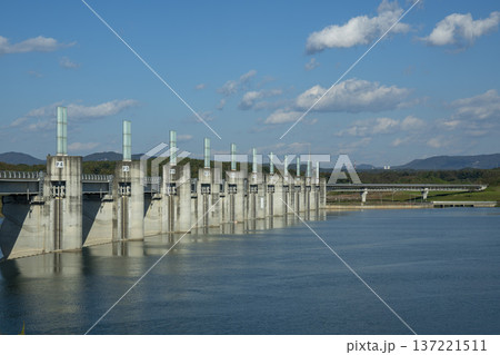 Han River bike path Han River bike path 137221511