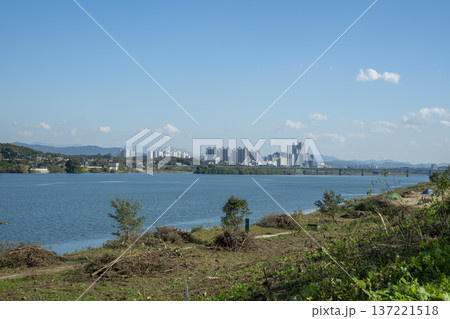 Han River bike path Han River bike path 137221518