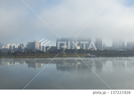 Han River bike path Han River bike path 137221926