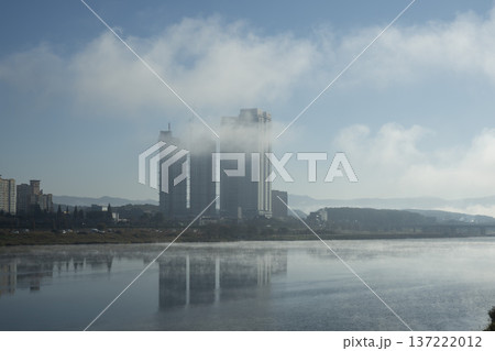 Han River bike path 137222012