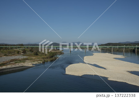 Han River bike path 137222338