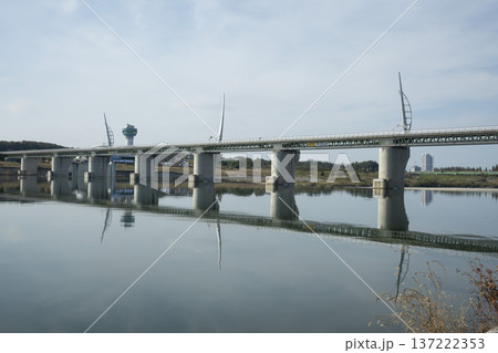 Han River bike path Han River bike path 137222353
