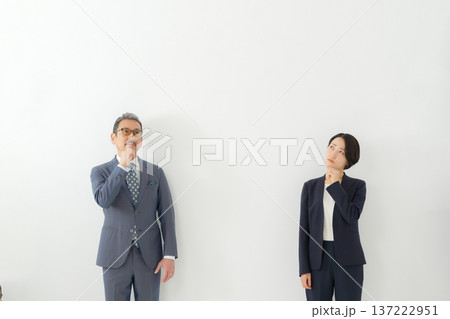 ビジネス 男女 ビジネス 男女 137222951