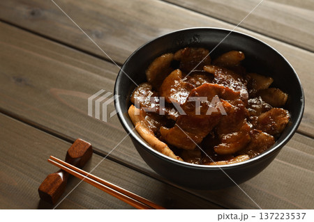 豚丼 豚丼 137223537