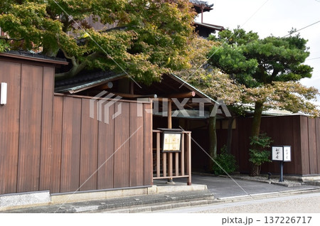 三重県桑名市　老舗料亭船津屋（ザフナツヤ）と東海道 137226717