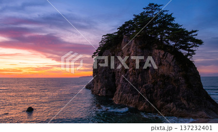 笹川流れ・夕景 137232401