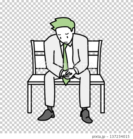 圖:一位身穿西裝的商人坐在長椅上,神情沮喪 圖:一位身穿西裝的商人坐在長椅上,神情沮喪 137234015