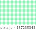 シンプルなチェック柄　背景素材 137235343