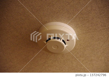 火災報知器　火災警報器 137242796