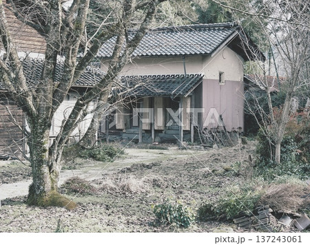 日本家屋、土蔵 137243061