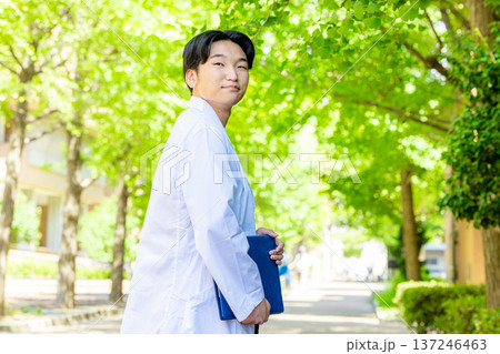 医大生 男性 医大生 男性 137246463