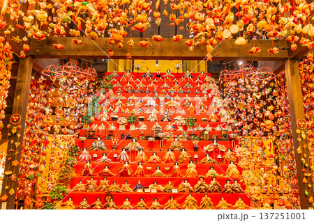 （静岡県）文化公園雛の館・雛のつるし飾り 137251001