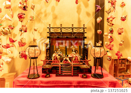 （静岡県）文化公園雛の館・雛のつるし飾り 137251025