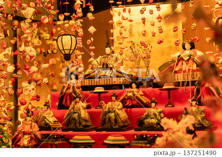 （静岡県）文化公園雛の館・雛のつるし飾り 137251490