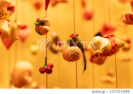 （静岡県）文化公園雛の館・雛のつるし飾り 137251498