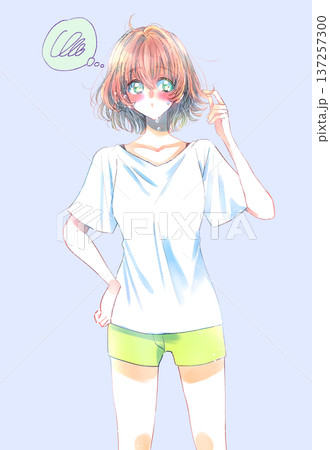 半袖短パンの女性　汗だく　赤面　もやもや 137257300