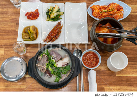 Traditional Korean Sundae Soup Bowl 137259474