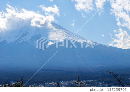 Arakura Fuji Sengen Shrine 137259795
