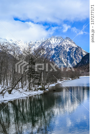 厳冬期の上高地 厳冬期の上高地 137277171