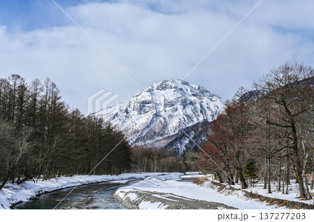 厳冬期の上高地 厳冬期の上高地 137277203