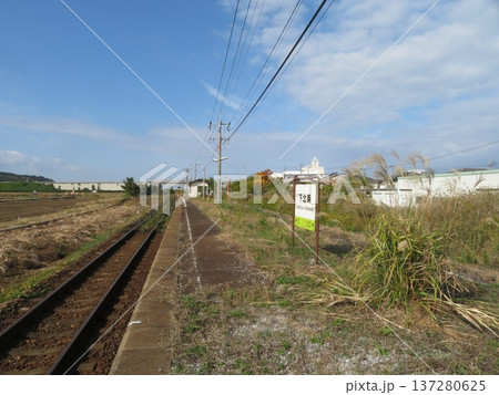 鉄路のある風景　下北条駅　西日本旅客鉄道 137280625