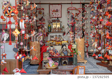 中馬のおひなさん 137282505