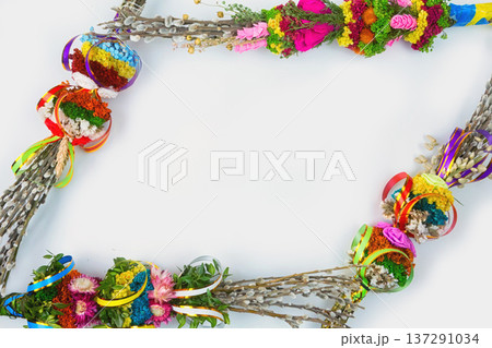 willow Sunday background of willow branches, willow bouquets. Easter top view. place for text willow Sunday background of willow branches, willow bouquets. Easter top view. place for text 137291034