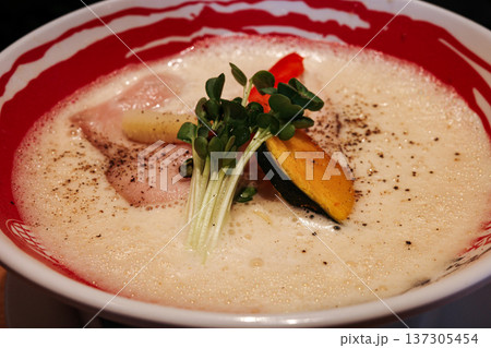 鶏白湯 137305454