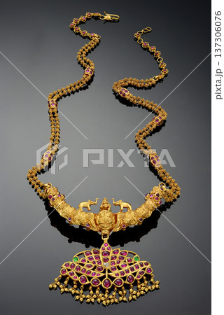 Indian Gold jewelry photo shoot Indian Gold jewelry photo shoot 137306076