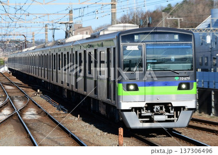 都営10-300形10-670F　京王相模原線内 137306496