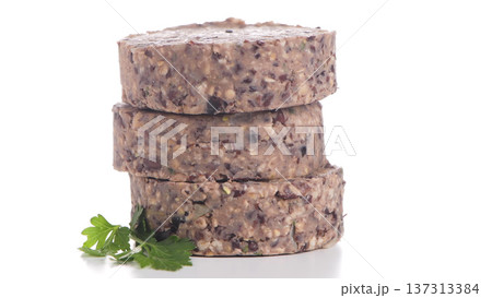 Raw veggie burger with black beans 137313384