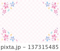 ムラのある手描き水彩の桜を四隅に配したピンクのチェックの背景 137315485