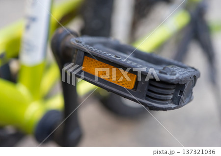 自転車のペダル用リフレクター 自転車のペダル用リフレクター 137321036