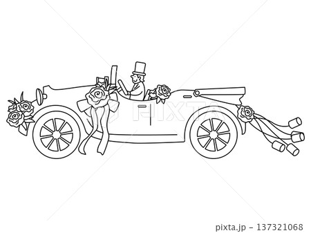 空き缶をつけて祝福を受けながら走るブライダルカーの線画ベクターイラスト 137321068