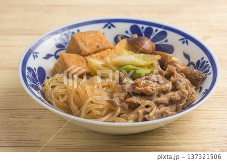 すき焼き風煮込み 137321506