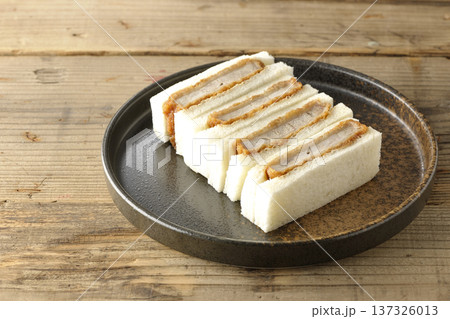 ヒレカツサンド ヒレカツサンド 137326013