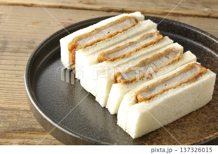 ヒレカツサンド ヒレカツサンド 137326015