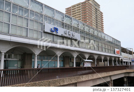 片町線 住道駅の駅舎 片町線 住道駅の駅舎 137327401