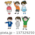 かわいい子供たちのイラストセット 137329250