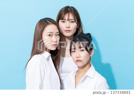 若い女性のビューティ 若い女性のビューティ 137338691