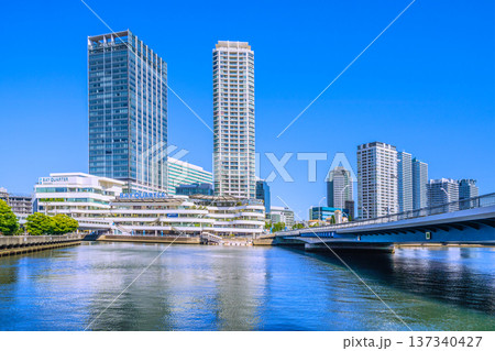 日本の横浜都市景観 横浜ベイクォーターなどを望む＝令和8年3月5日 137340427
