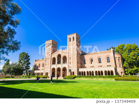 アメリカ UCLAのメインホール ロイス・ホール アメリカ UCLAのメインホール ロイス・ホール 137349409