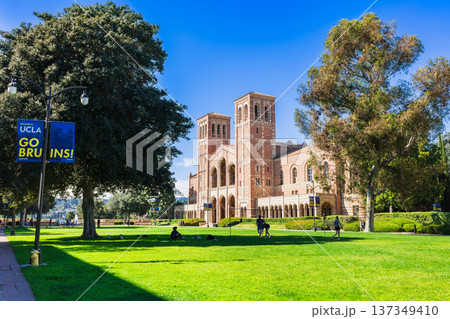 アメリカ　UCLAのキャンパス 137349410