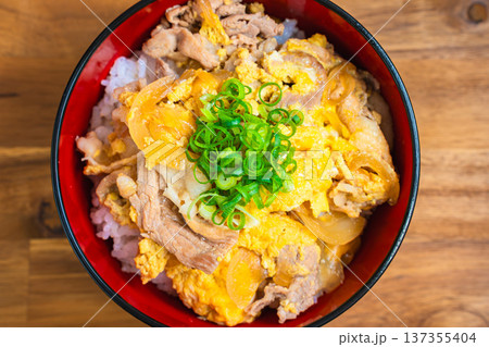 他人丼 豚肉と卵の和風どんぶり 137355404